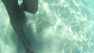 nylondelux in stocking red toes at the seaside - 4 image