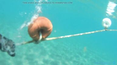nylondelux in stocking red toes at the seaside - 9 image