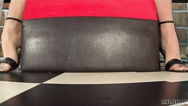 platino nylon feet close up - 11 image