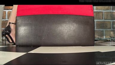 platino nylon feet close up - 9 image