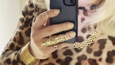 Leather skirt, frustrartion - 1 image