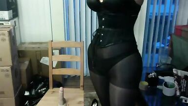 Leigh - Black bra and black pantyhose - 11 image