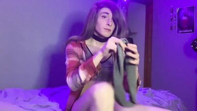 Crossdresser sissy femboy trans shemale skater girl - 2 image