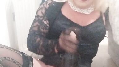 Blonde trans girl fucks her fleshlight - 10 image