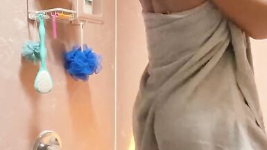 Come Take A Bath Wit Me DADDY Let Me Bathe Swallow & Ride You