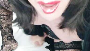 Slutty trans girl cumming - 12 image