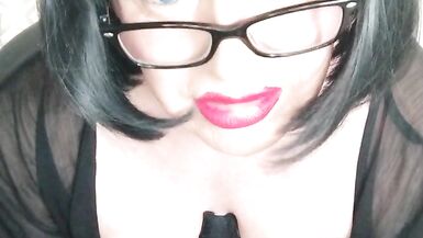 Trans Emma playing solo