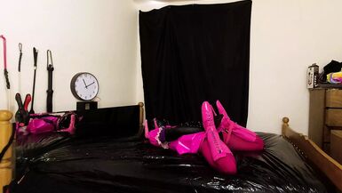 Armbinder Self Bondage - Sissy Maid - 1 image