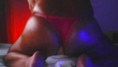 KellyCD666 Brazilian Cross Playing With Her Toy! Part 1