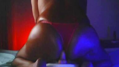 KellyCD666 Brazilian Cross Playing With Her Toy! Part 1 - 2 image