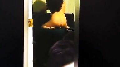 Tranny Cdbobbiejoejoe Riding Dildo on Bed - 7 image