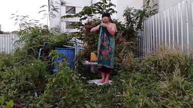 FN037 I shower flirt with men I enjoy sex - 13 image