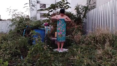 FN037 I shower flirt with men I enjoy sex - 15 image