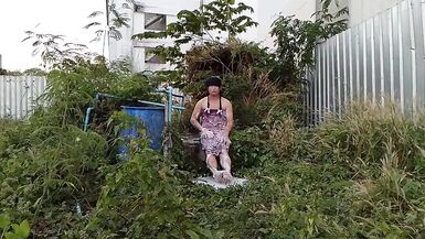 FN037 I shower flirt with men I enjoy sex - 8 image