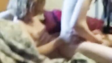 Two Horny Amateur Traps - 10 image