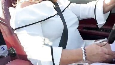 Amateur crossdresser Kellycd2022 sexy milf enjoying an afternoon drive in stockings and heels masturbating and cumshot - 9 image