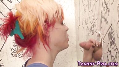 Trans babe fucks females pussy - 3 image