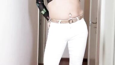 TS Camelia dancing and teasing - 5 image