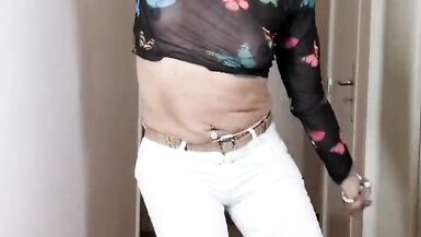 TS Camelia dancing and teasing - 6 image