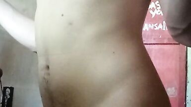 Magpasikat gyud siya