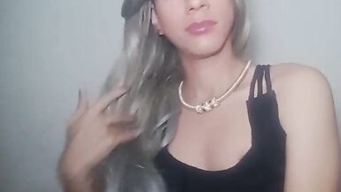 Yo sola tocando todo mi cuerpo mira como me tocaras - 7 image