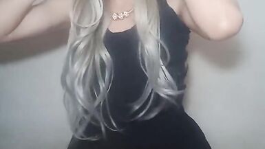 Mis senos crecen rapido y gracias alas hormonas asi - 4 image