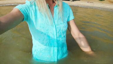 Alexa Cosmic transgirl swimming in the sea first time in teal combi dress - 7 image
