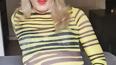 Manchester TS, Sasha Paige jerks her tranny cock - 13 image