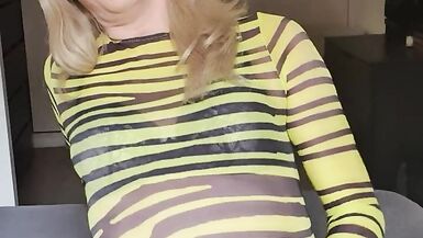 Manchester TS, Sasha Paige jerks her tranny cock - 15 image