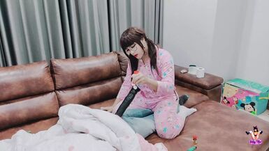 Sissythai slut talking bbc cock - 1 image