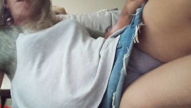 Granny Tranny Woke Up Horny - 15 image