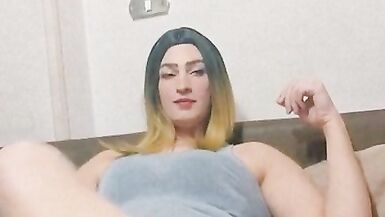 Arab shemale dance dick - 3 image