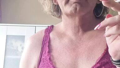 Smoking two cigarettes at once - 1 image