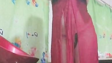 Sexy shemale dance sweetie