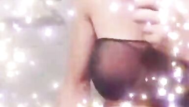 Laratransex Masturbation