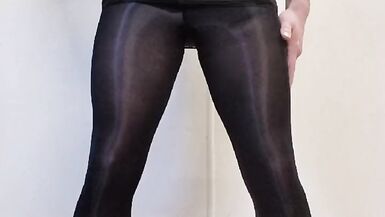 Tgirl Mastubating her Big Cock in Pantyhose, Huge CUMLOAD over nylons - 4 image