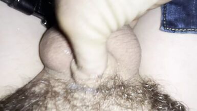 Stick your thumb in it - 1 image