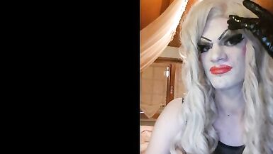 Blonde tranny girl - fucking herself - 10 image