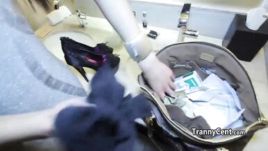 Asian tgirl fucked for cash - 4 image