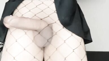 Hard-cock femboy doing pyrocopter