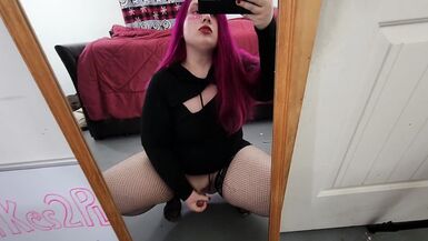 Hot Tranny Jerks Off In A Mirror - 7 image