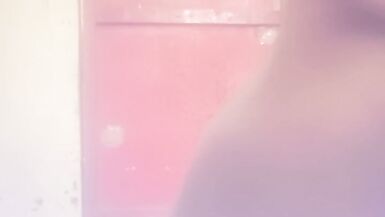 Suboan mo muna ang Reyna ng titi