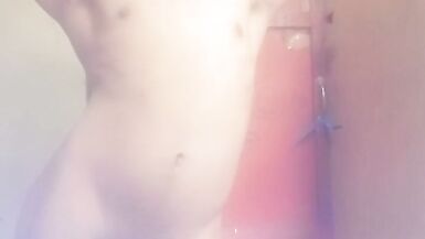 Suboan mo muna ang Reyna ng titi - 6 image