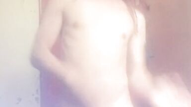 Suboan mo muna ang Reyna ng titi - 8 image