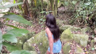 Mirella Diniz was lost in the waterfall when the perverted cameraman found her - 4 image
