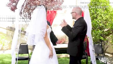 Here Cums the Bride TransAngels - 2 image