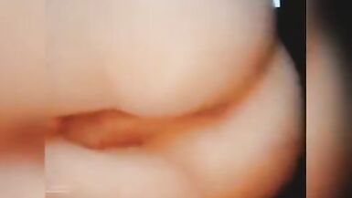 Ruivinha mostrando o cuzinho - 12 image