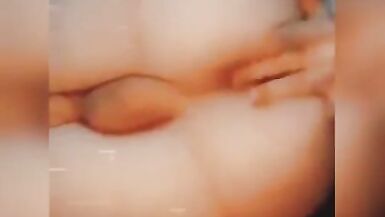 Ruivinha mostrando o cuzinho - 4 image