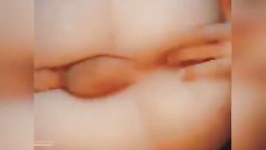 Ruivinha mostrando o cuzinho - 7 image