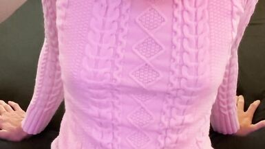 Aggressive Pink! In The Bedroom With Syn Thetic - 11 image